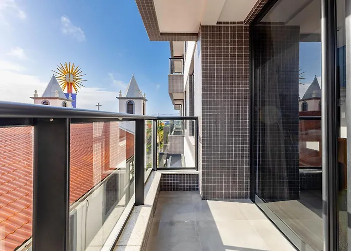 Confortável Loft em Condomínio com Piscina Bombinhas